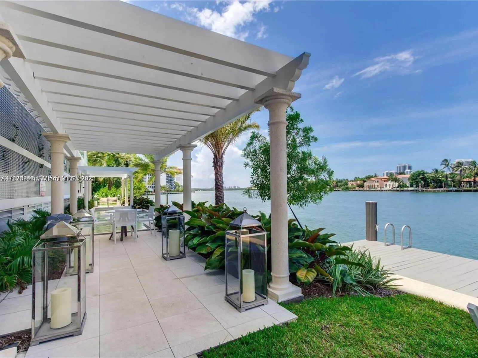 9821 E BAY HARBOR DR, #502