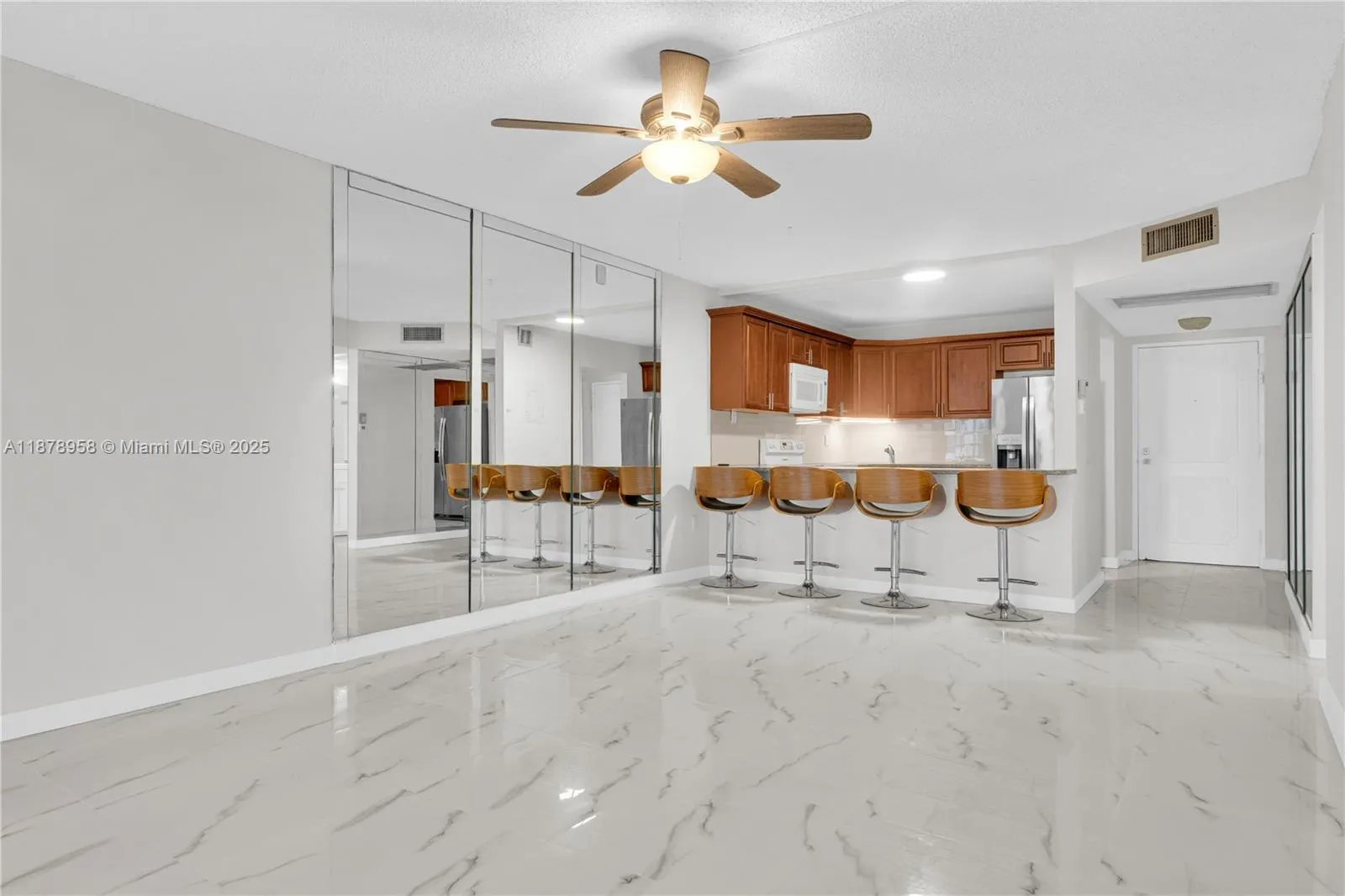 9355 SW 8th St, #425