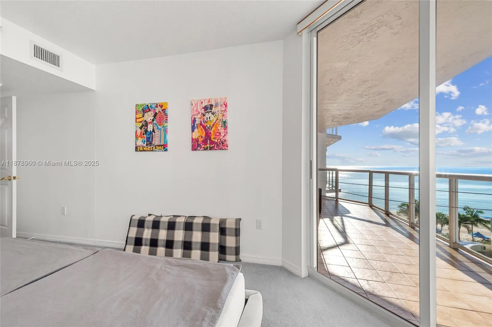 17275 Collins Ave, #804