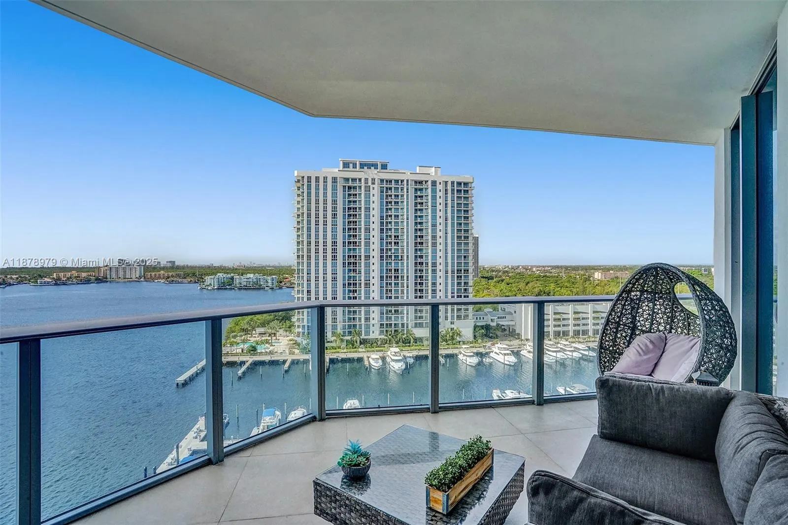 17301 Biscayne Blvd, #1207