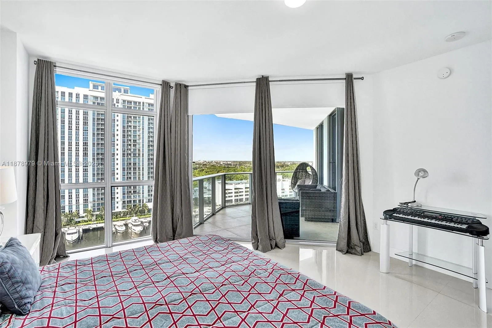 17301 Biscayne Blvd, #1207