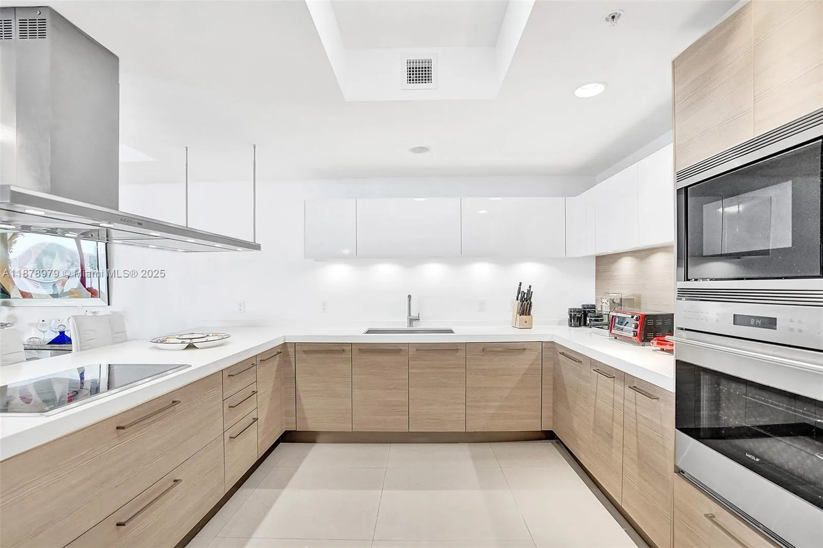 17301 Biscayne Blvd, #1207