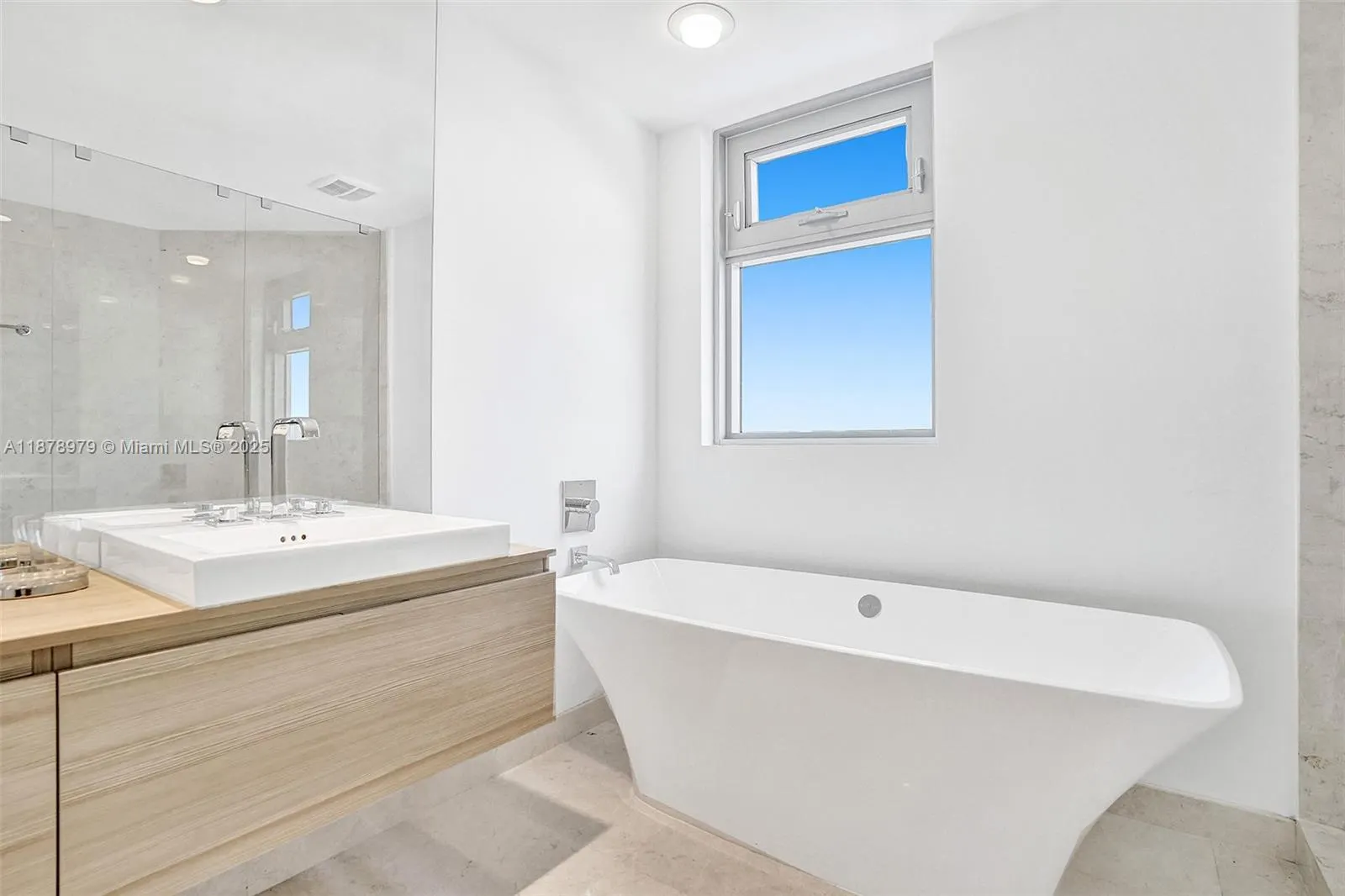 17301 Biscayne Blvd, #1207