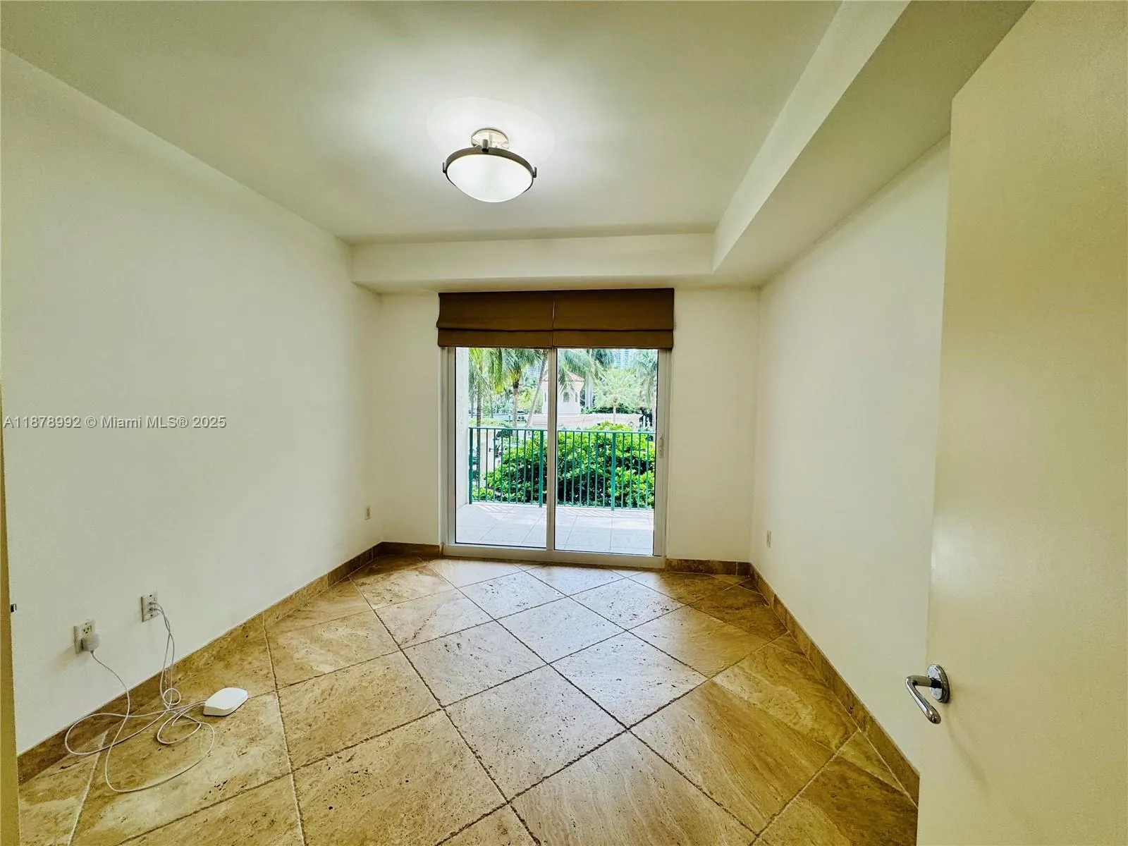 20000 E Country Club Dr, #209