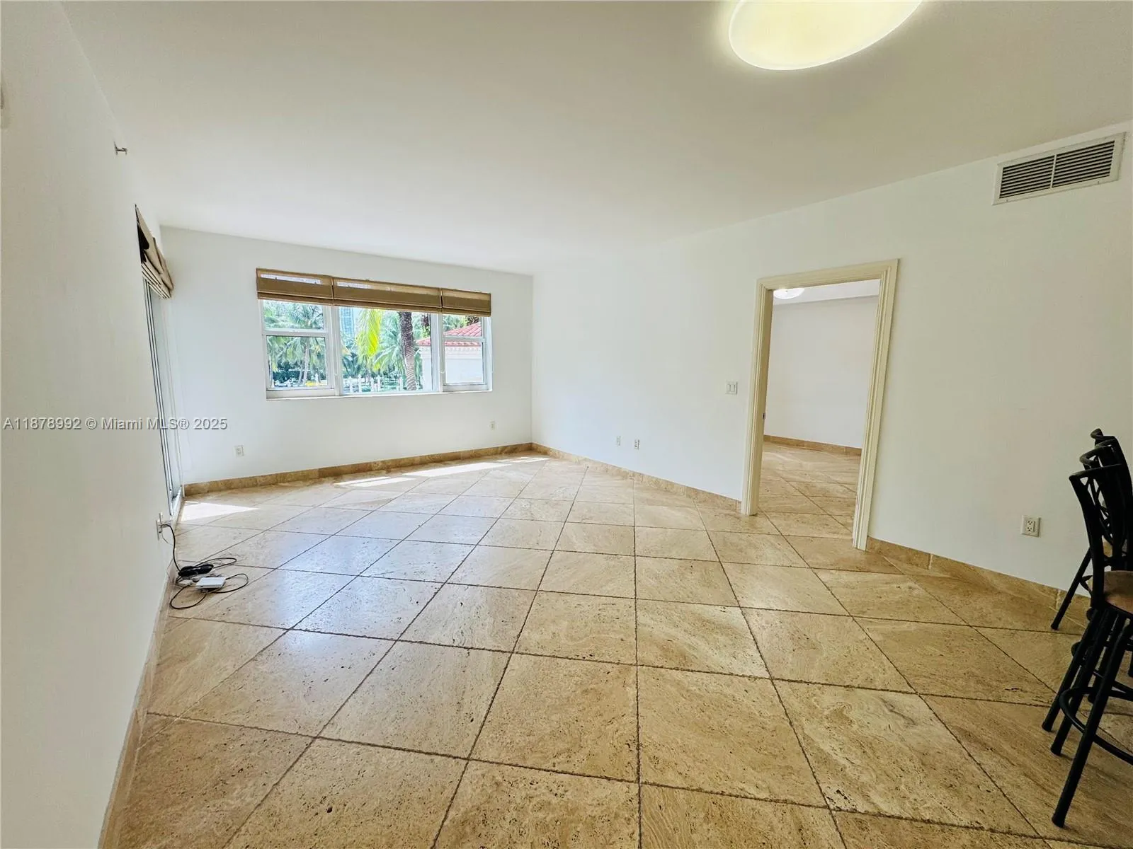 20000 E Country Club Dr, #209