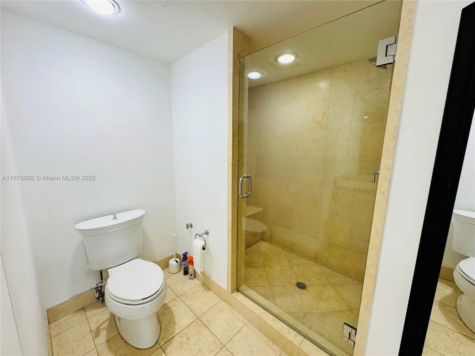 20000 E Country Club Dr, #209