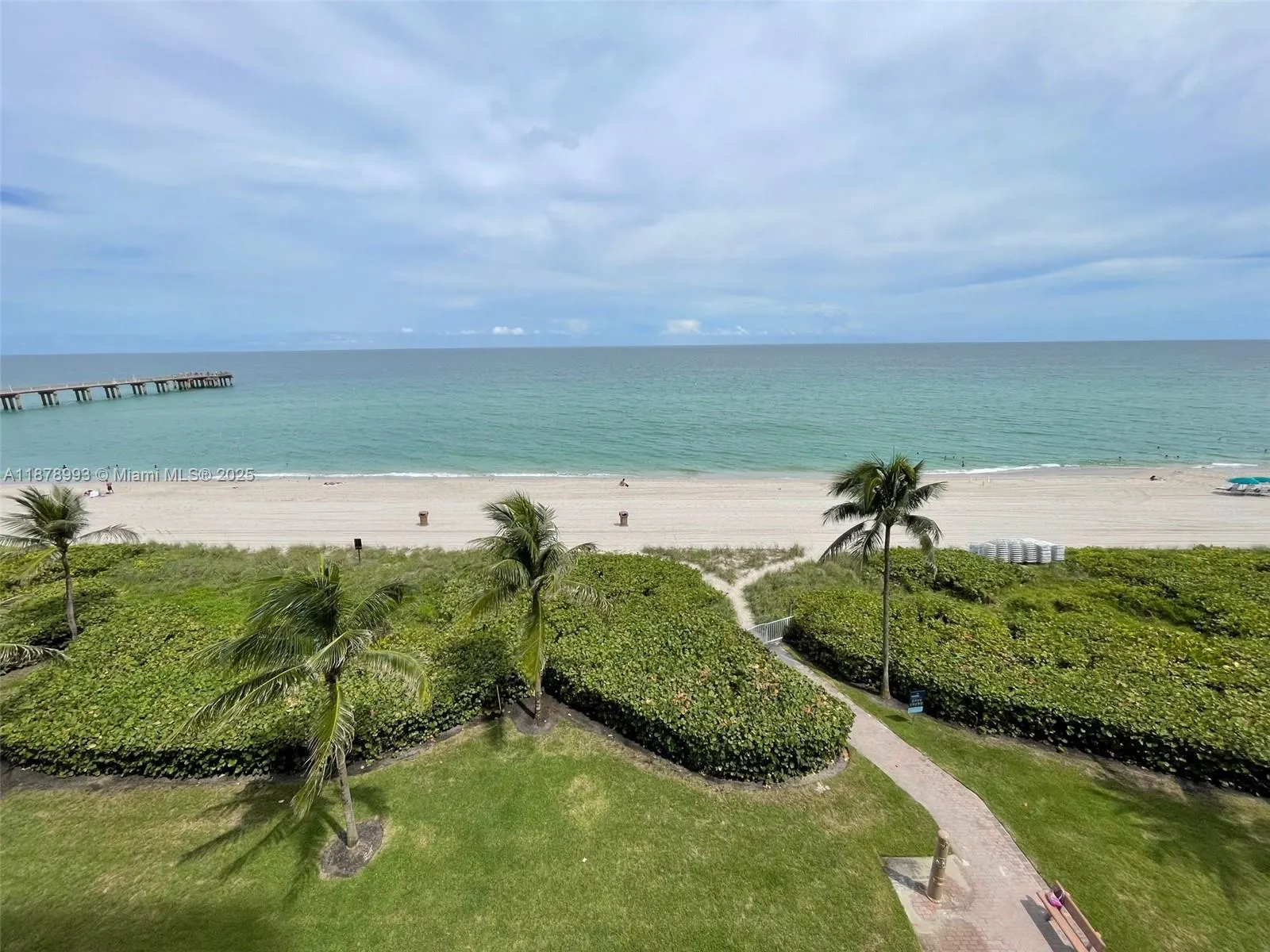 16445 Collins Ave, #1921