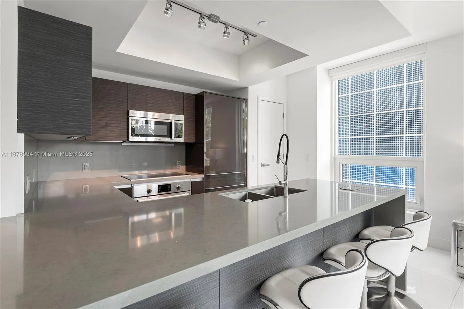 1080 Brickell Ave, #209
