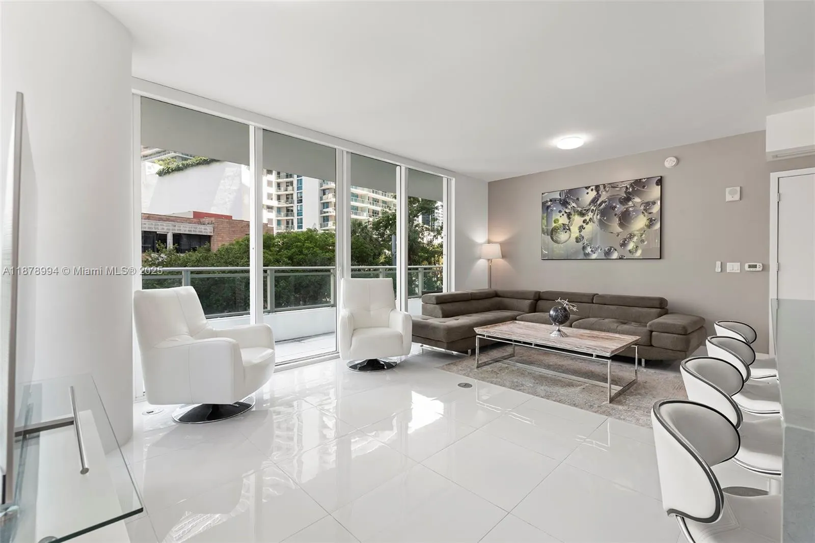 1080 Brickell Ave, #209