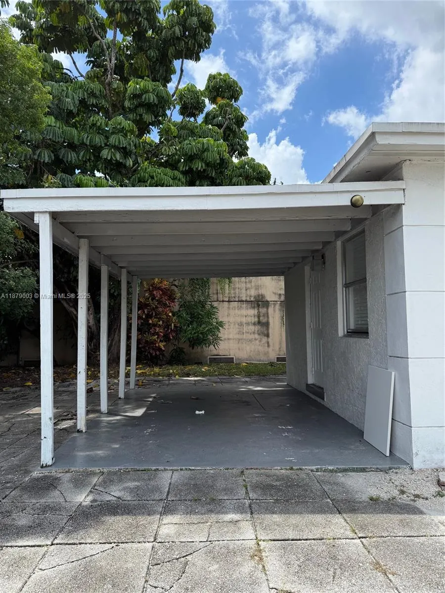 600 NW 116th Ter, #1