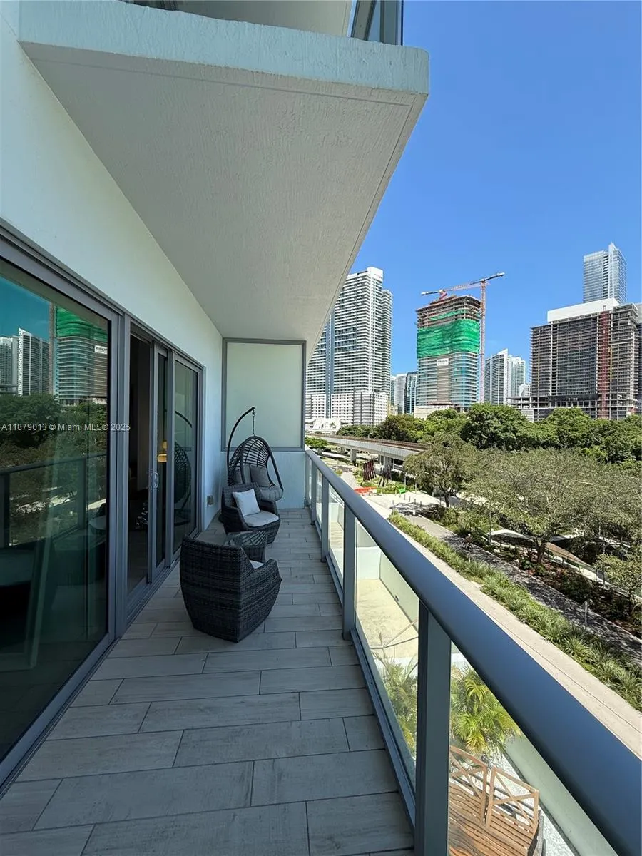 1600 SW 1st Ave, #409
