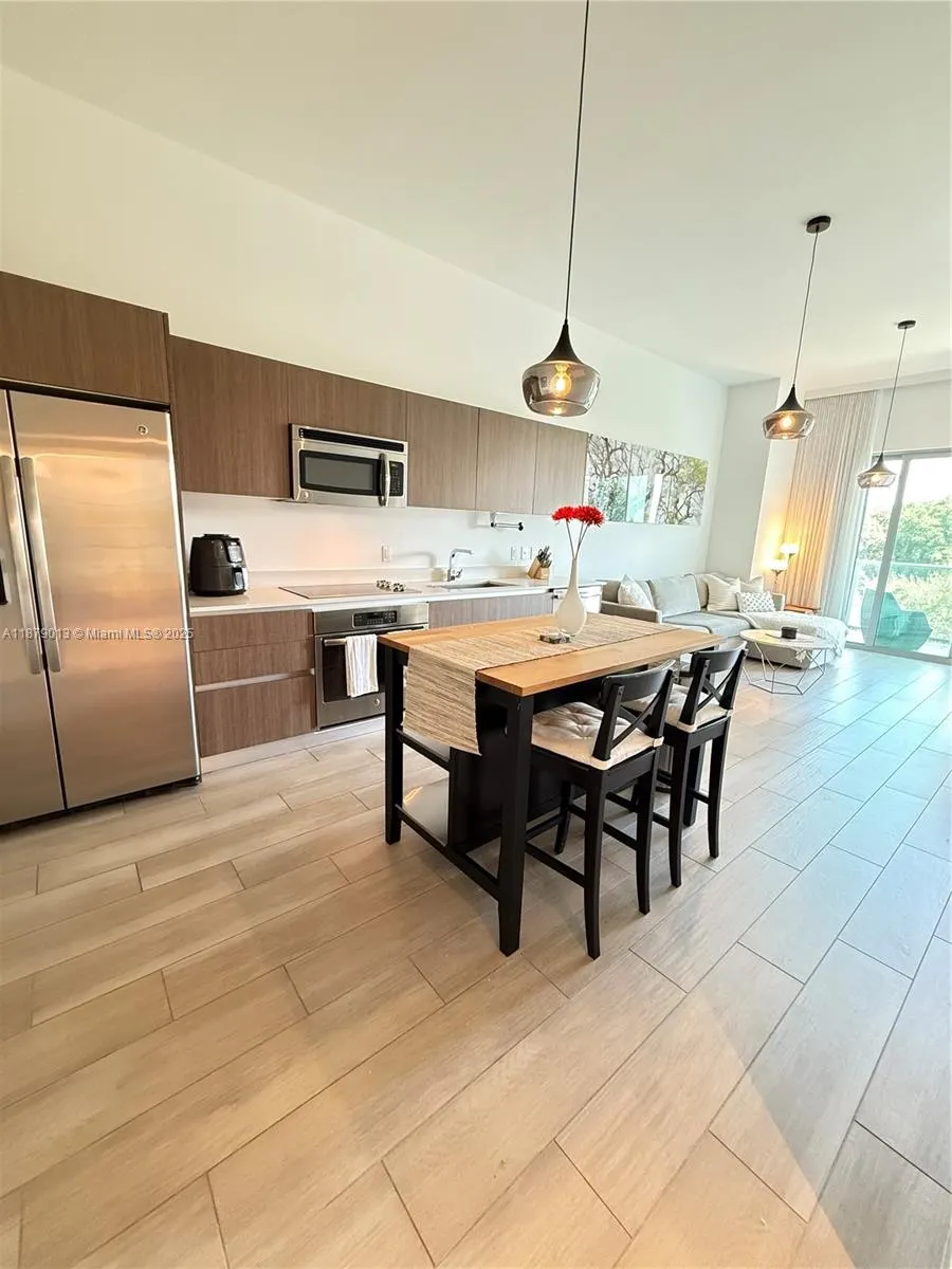 1600 SW 1st Ave, #409
