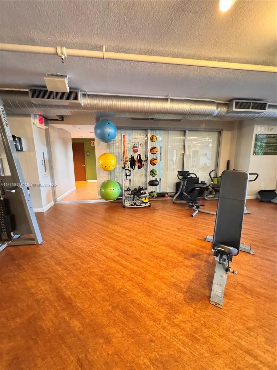 2681 N Flamingo Rd, #1503S