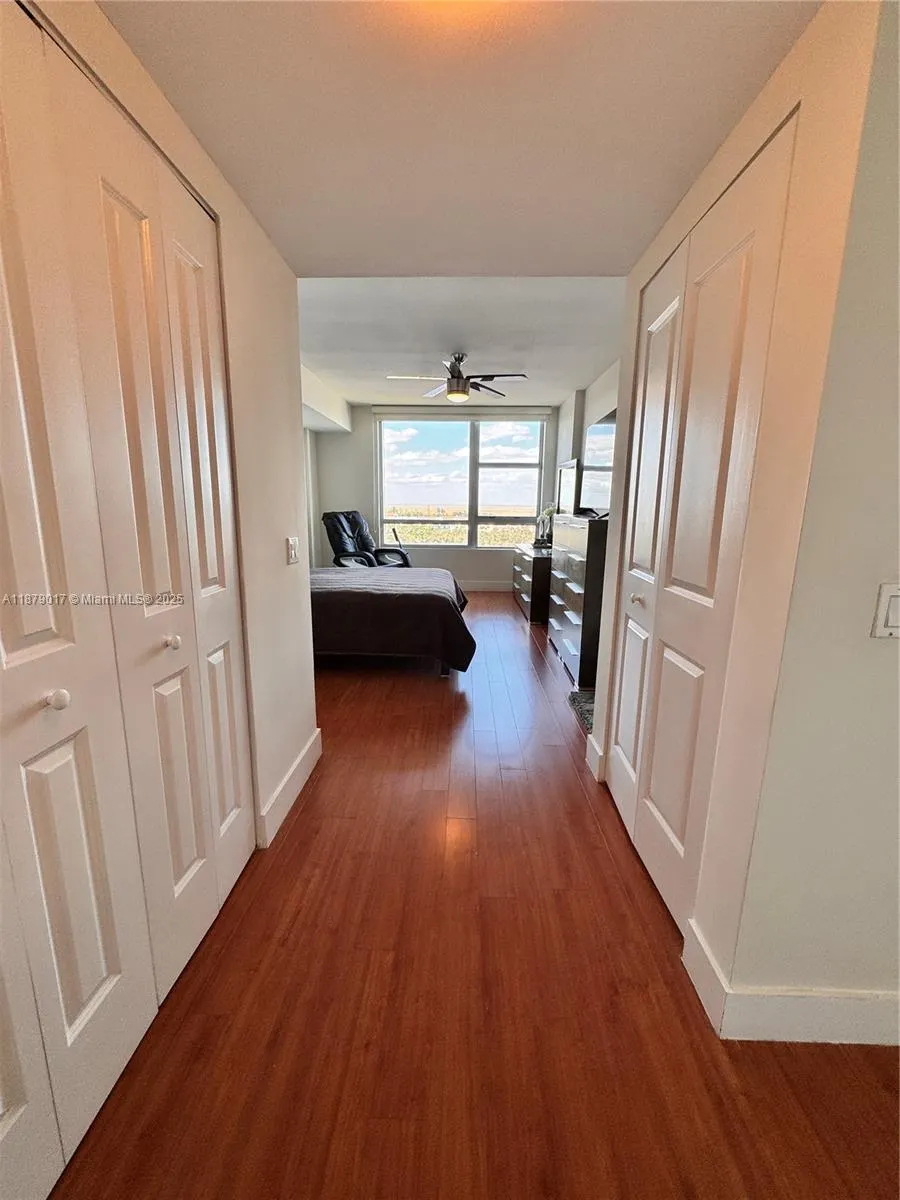 2681 N Flamingo Rd, #1503S