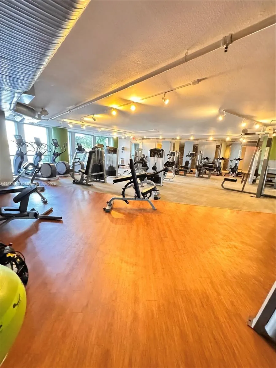 2681 N Flamingo Rd, #1503S