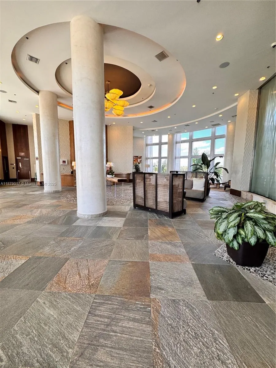 2681 N Flamingo Rd, #1503S