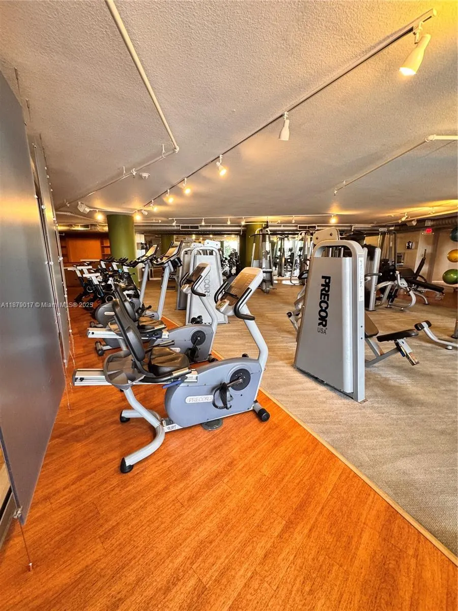 2681 N Flamingo Rd, #1503S