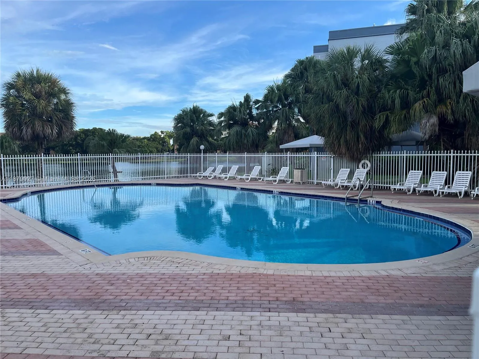 9365 Fontainebleau Blvd, #E221