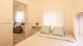 27 NE 60th Ter, #4