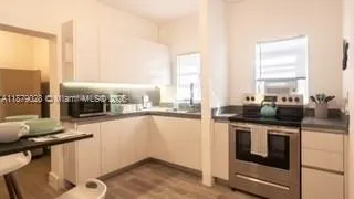 27 NE 60th Ter, #4