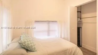 27 NE 60th Ter, #4