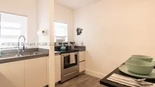 27 NE 60th Ter, #4