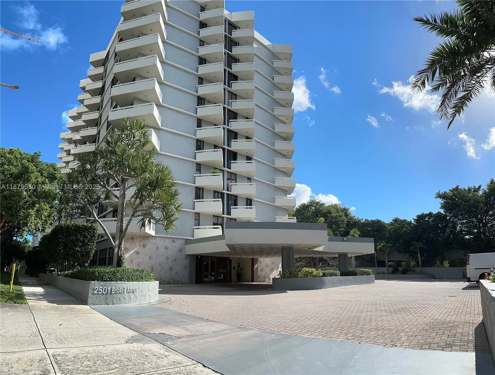 2501 Brickell Ave, #209