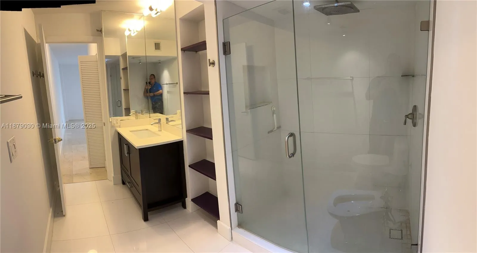 2501 Brickell Ave, #209