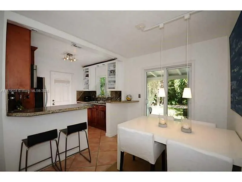 273 NW 92nd St