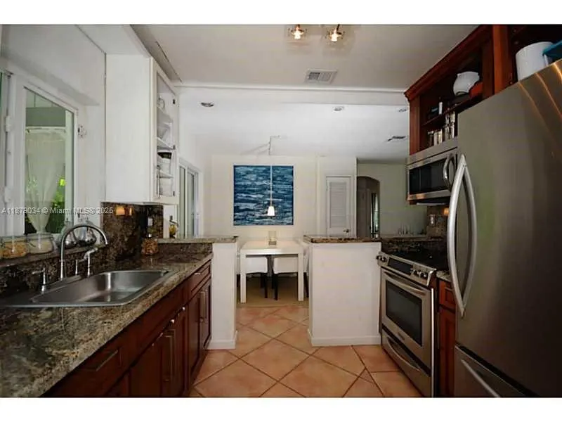 273 NW 92nd St