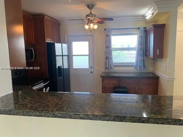 901 NE 14th Ave, #407