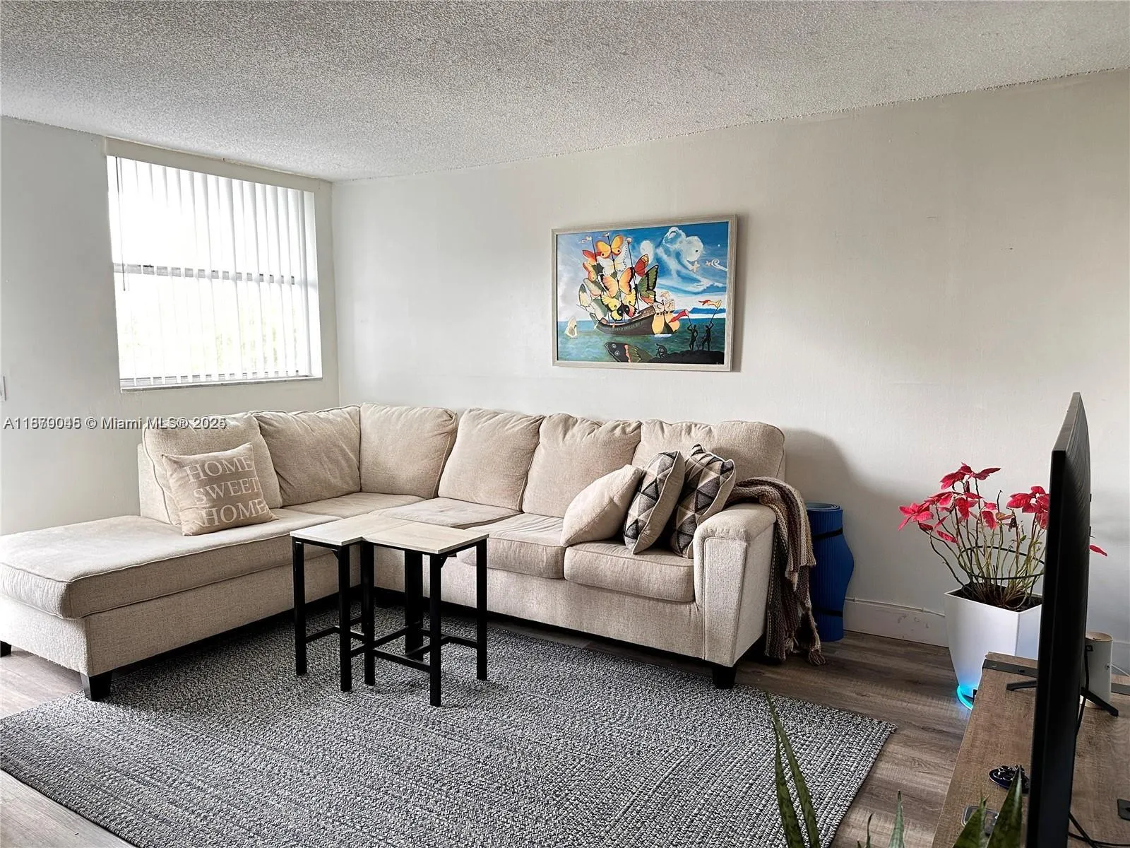 1801 S Treasure Dr, #404