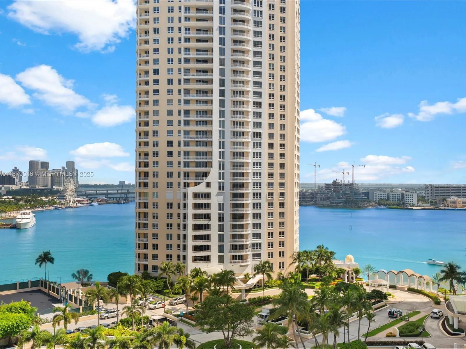 540 Brickell Key Dr, #1702