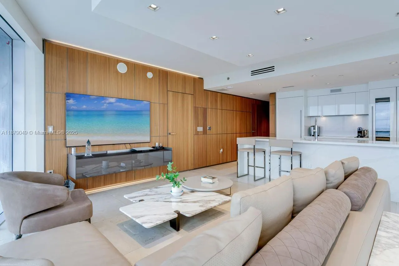 465 Brickell Ave, #4801