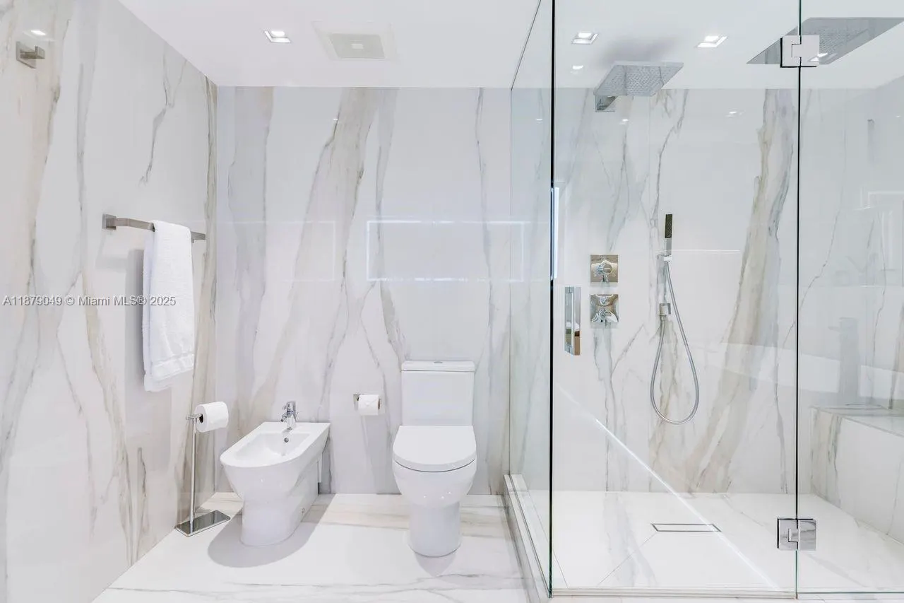 465 Brickell Ave, #4801