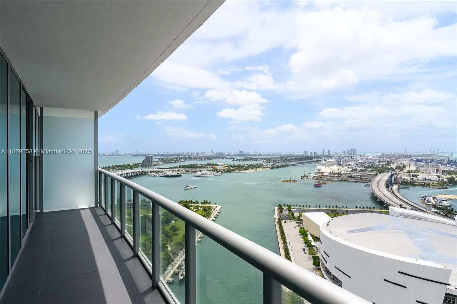888 Biscayne Blvd, #3406