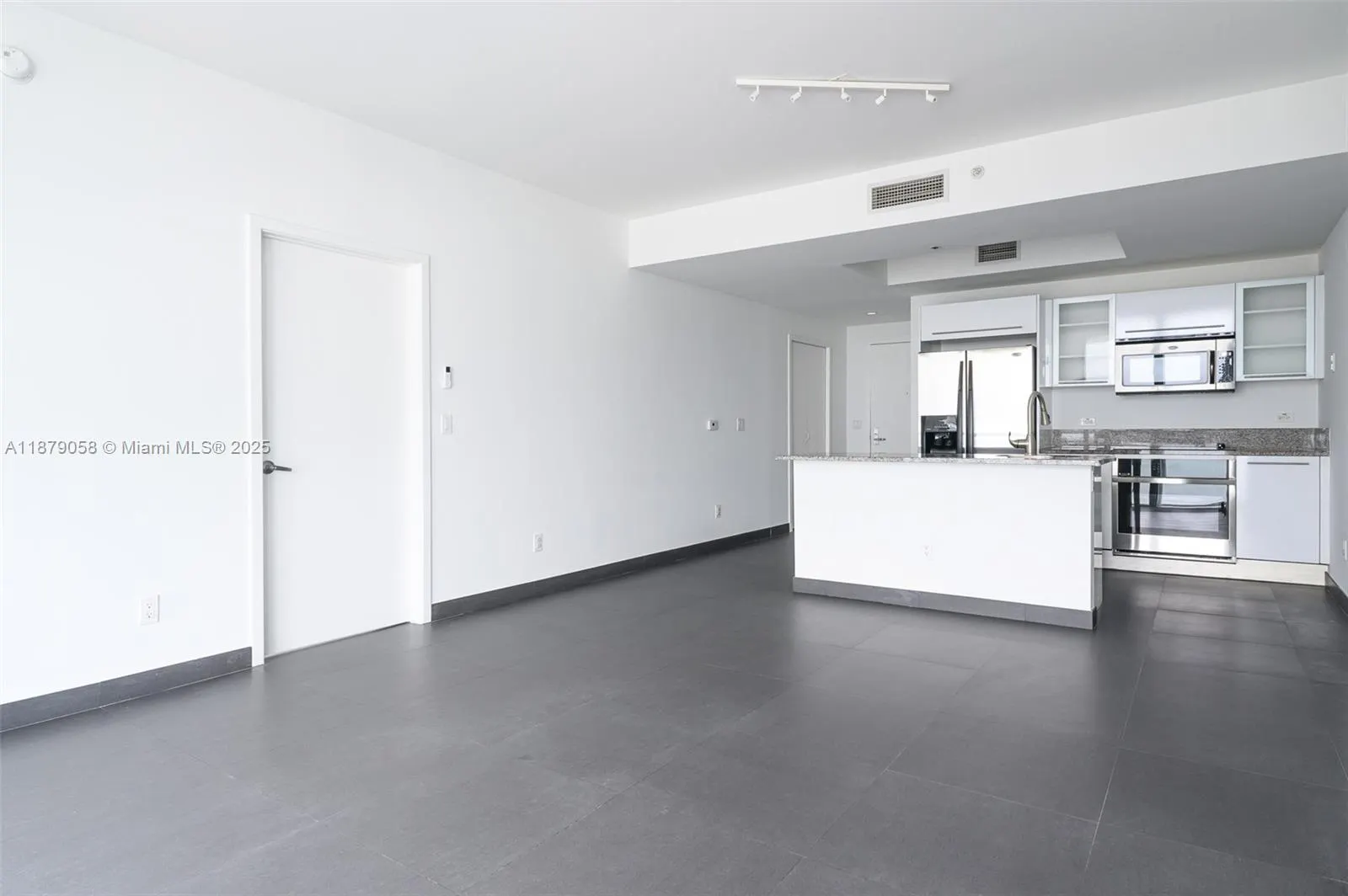 888 Biscayne Blvd, #3406