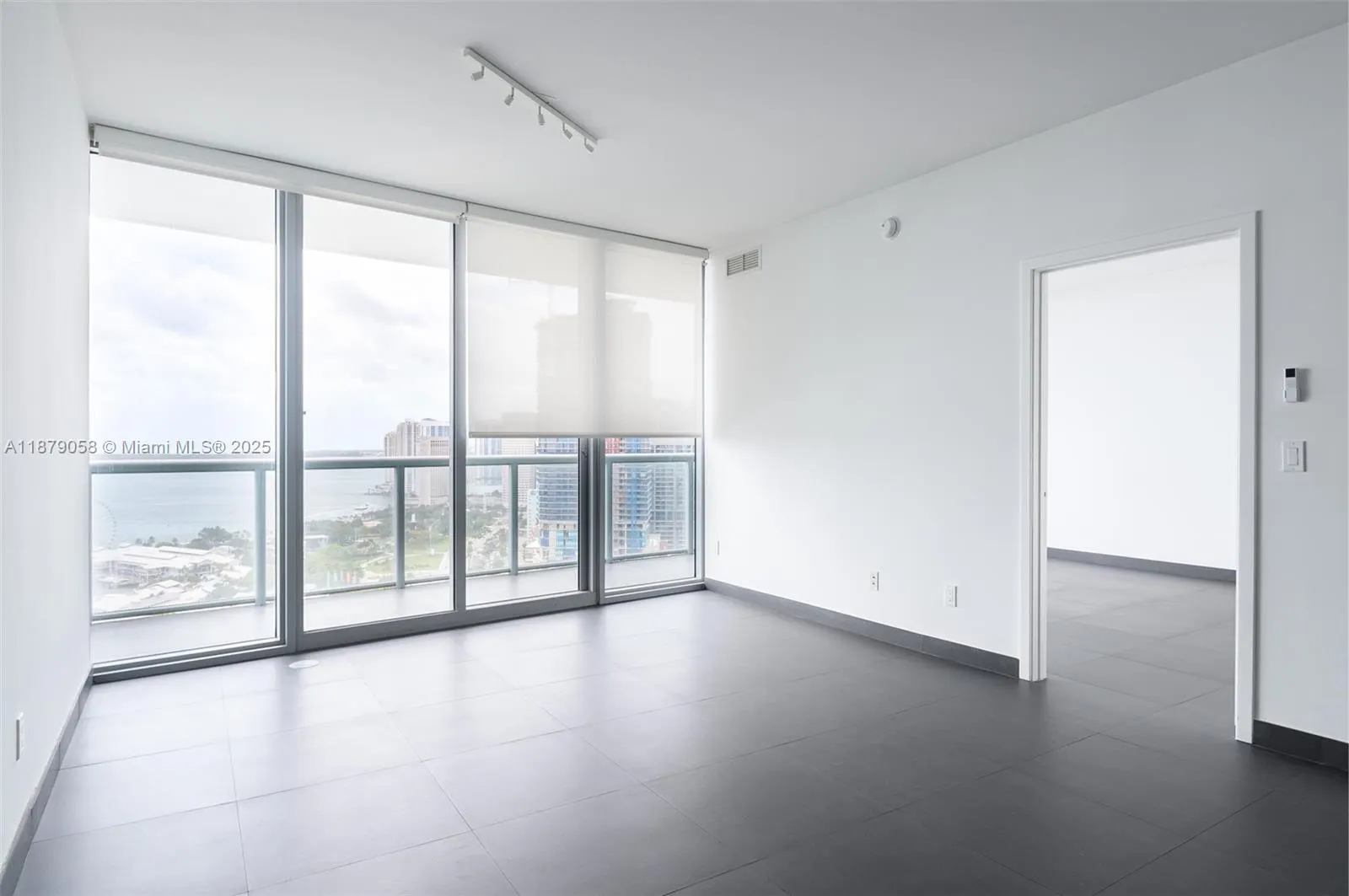 888 Biscayne Blvd, #3406