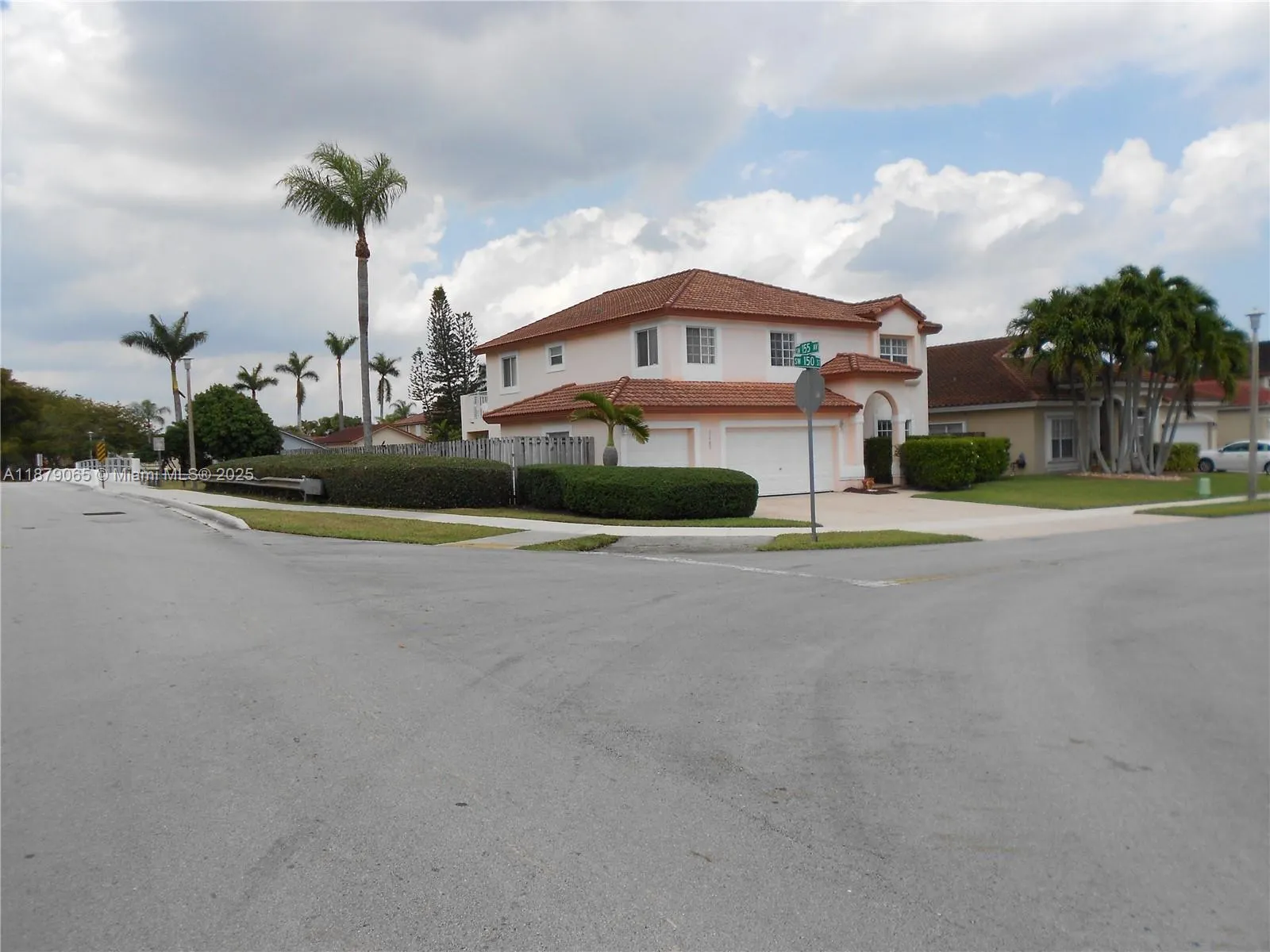 15489 SW 150th St