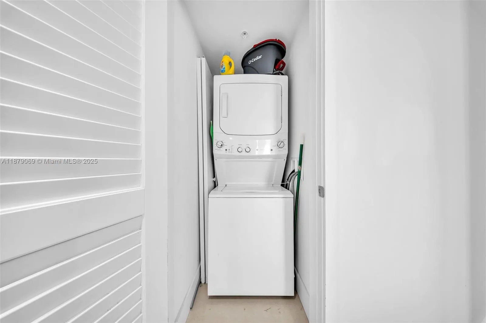 4111 S Ocean Dr, #1611
