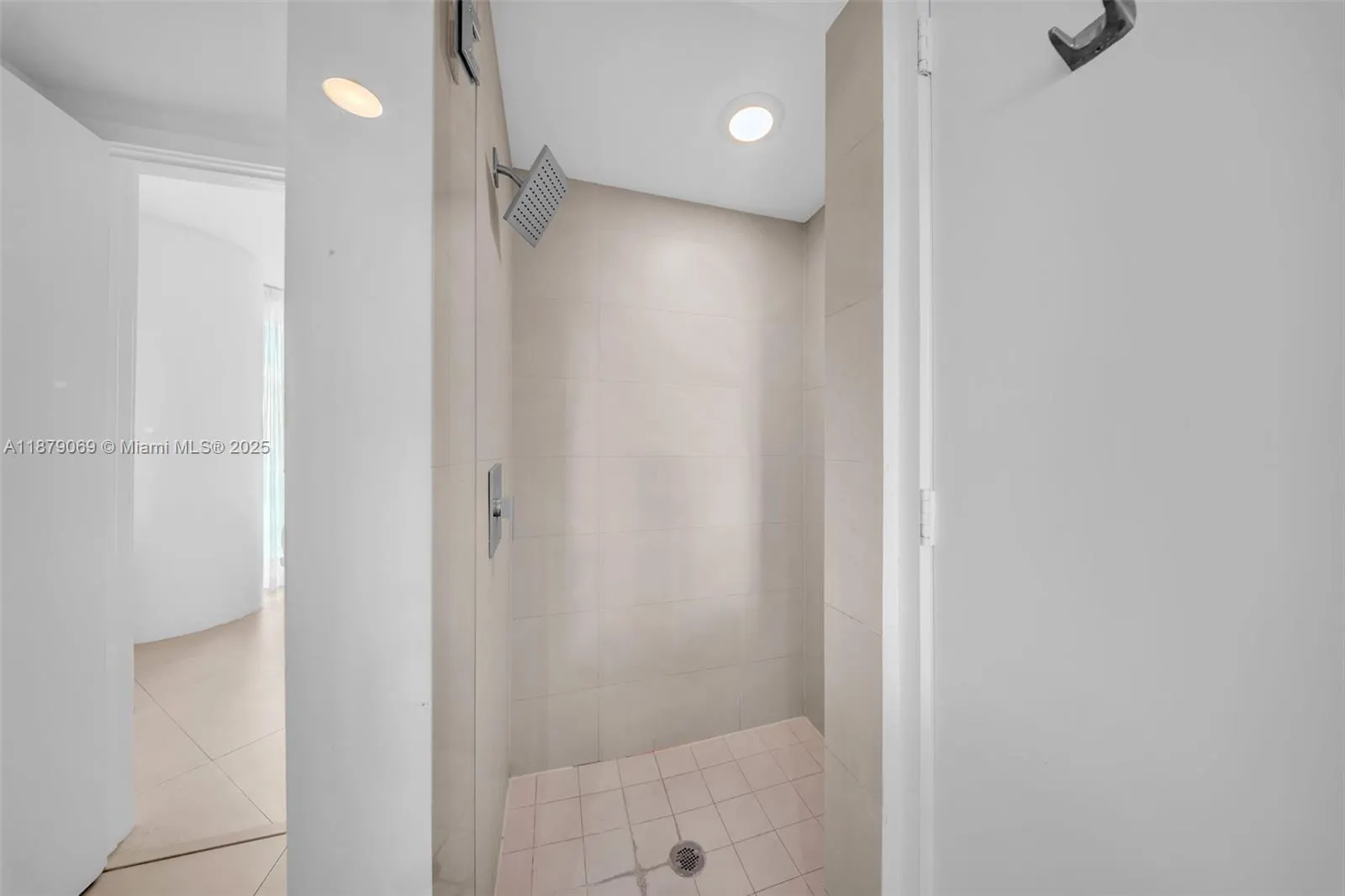 4111 S Ocean Dr, #1611