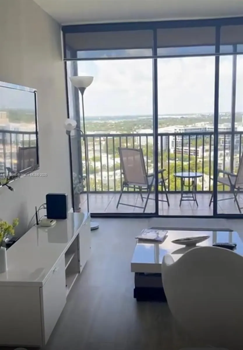20335 W Country Club Dr, #2401