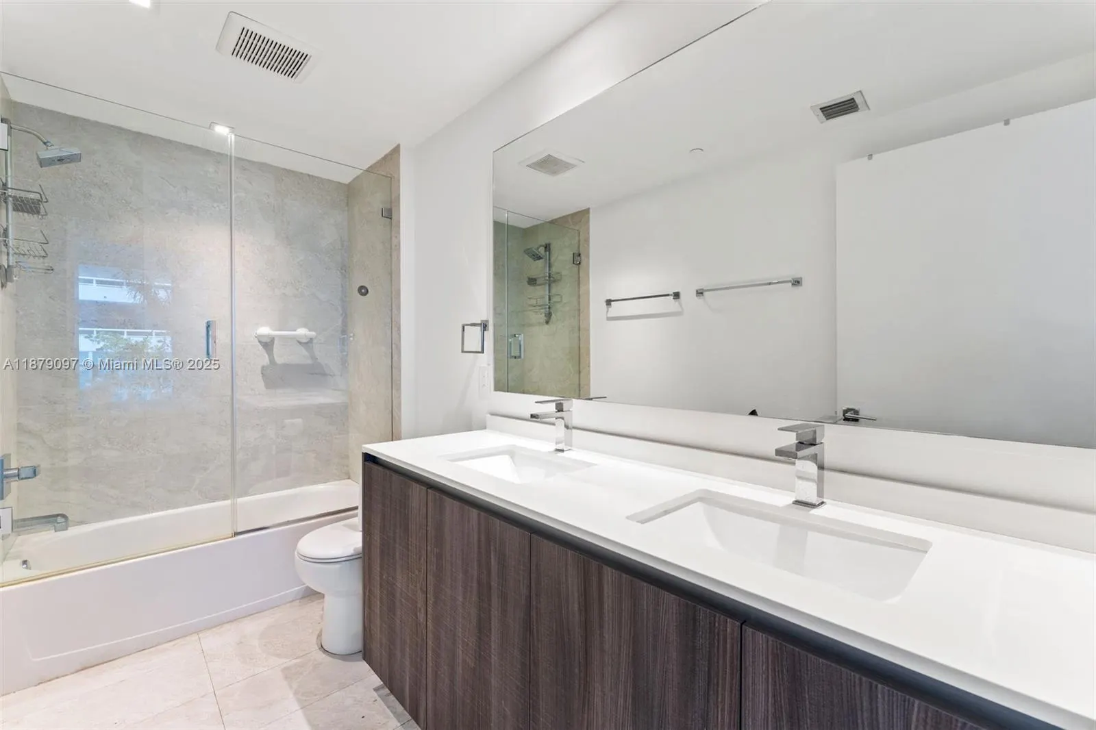 488 NE 18th St, #411
