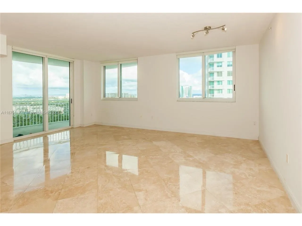 1745 E Hallandale Beach Blvd, #2203W