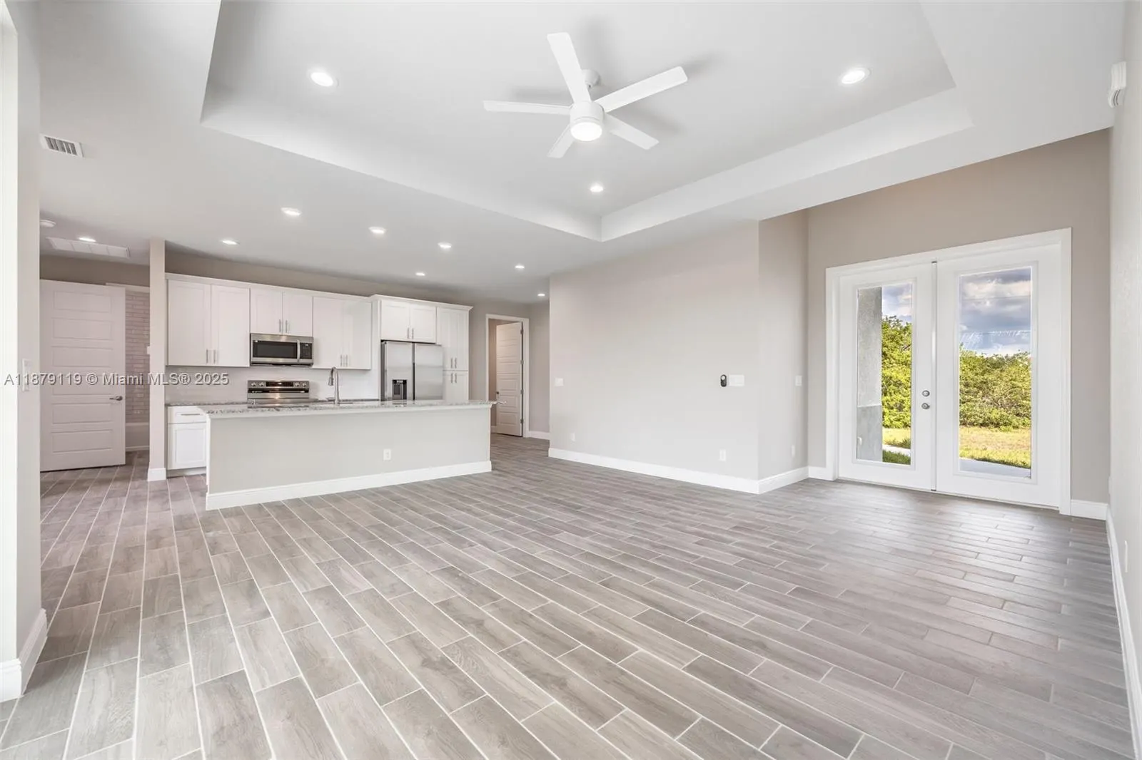 1103 Andover Dr