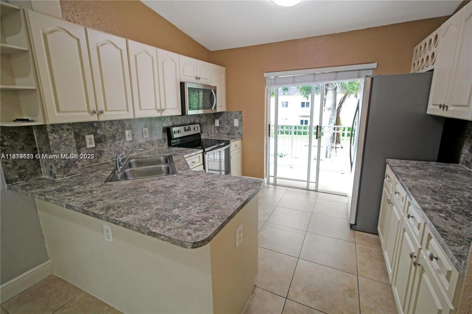 10953 W Okeechobee Rd, #202