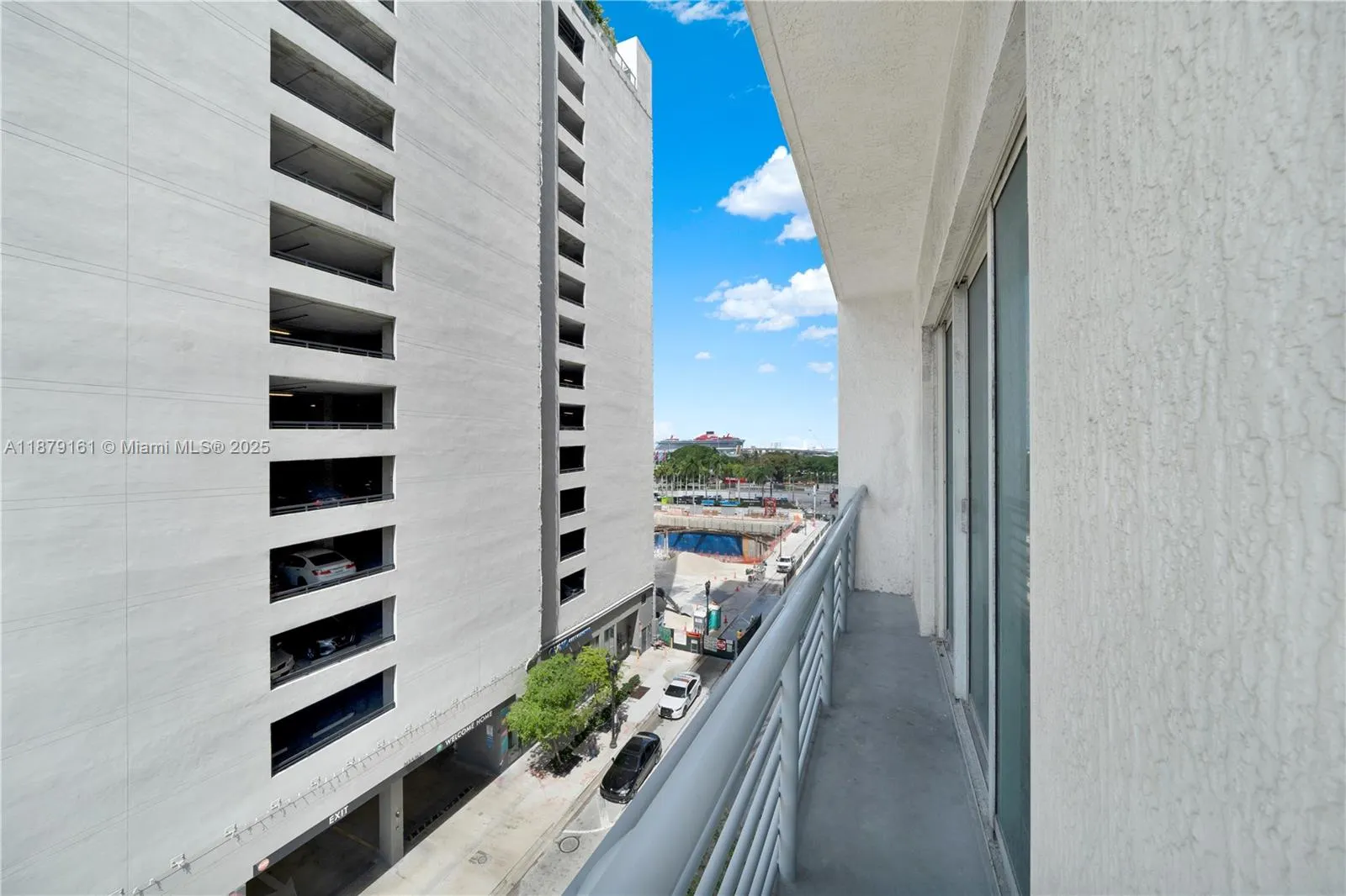 234 NE 3rd St, #601