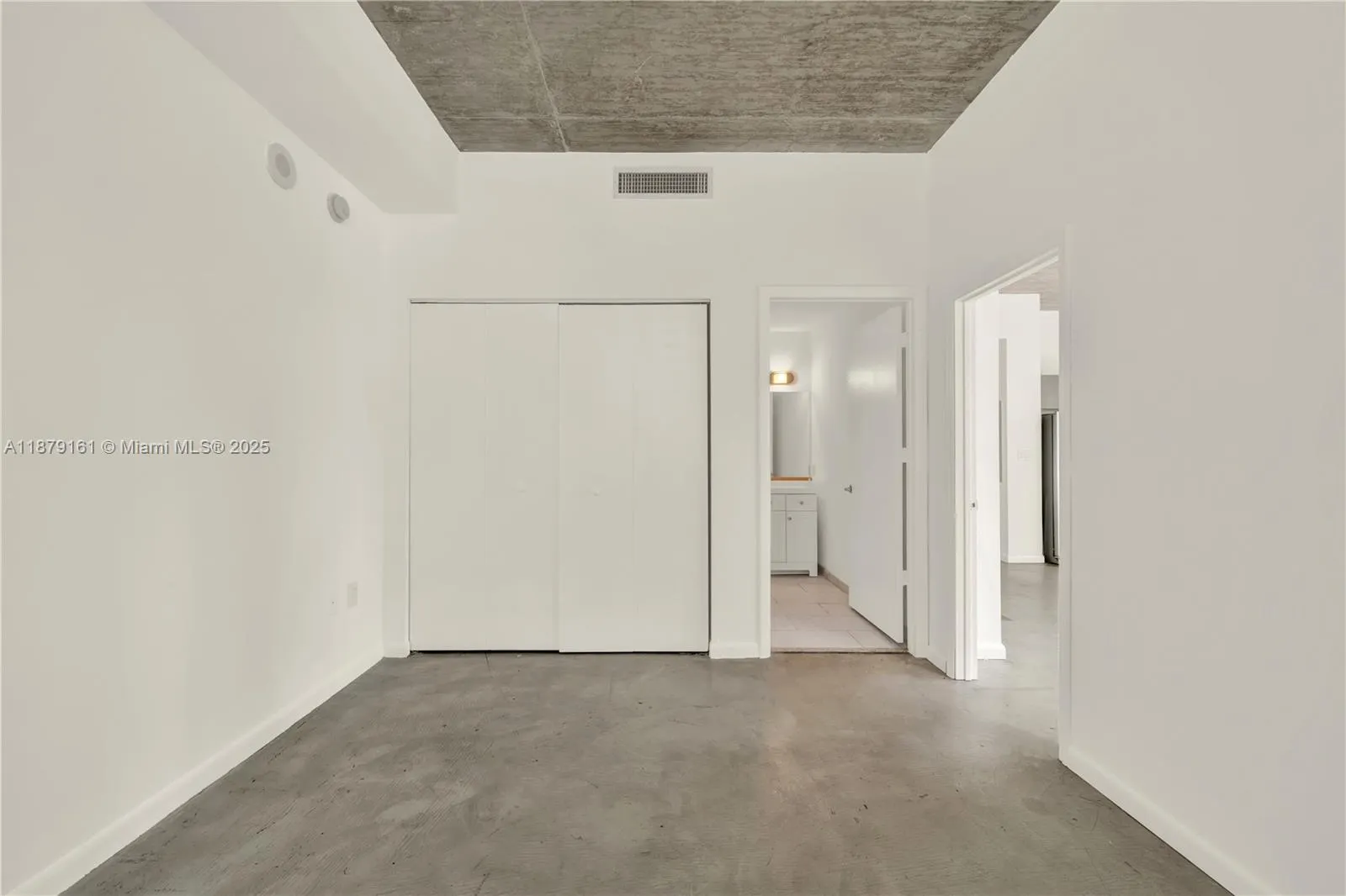 234 NE 3rd St, #601
