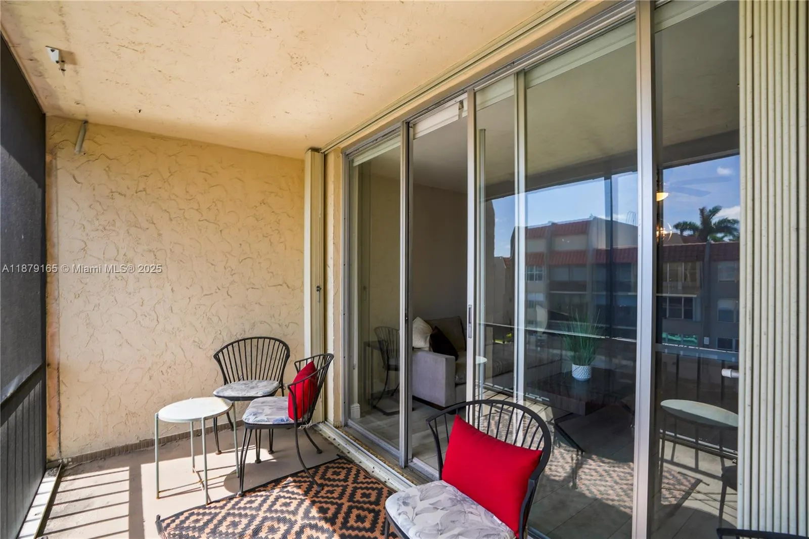 777 S Federal Hwy, #305E