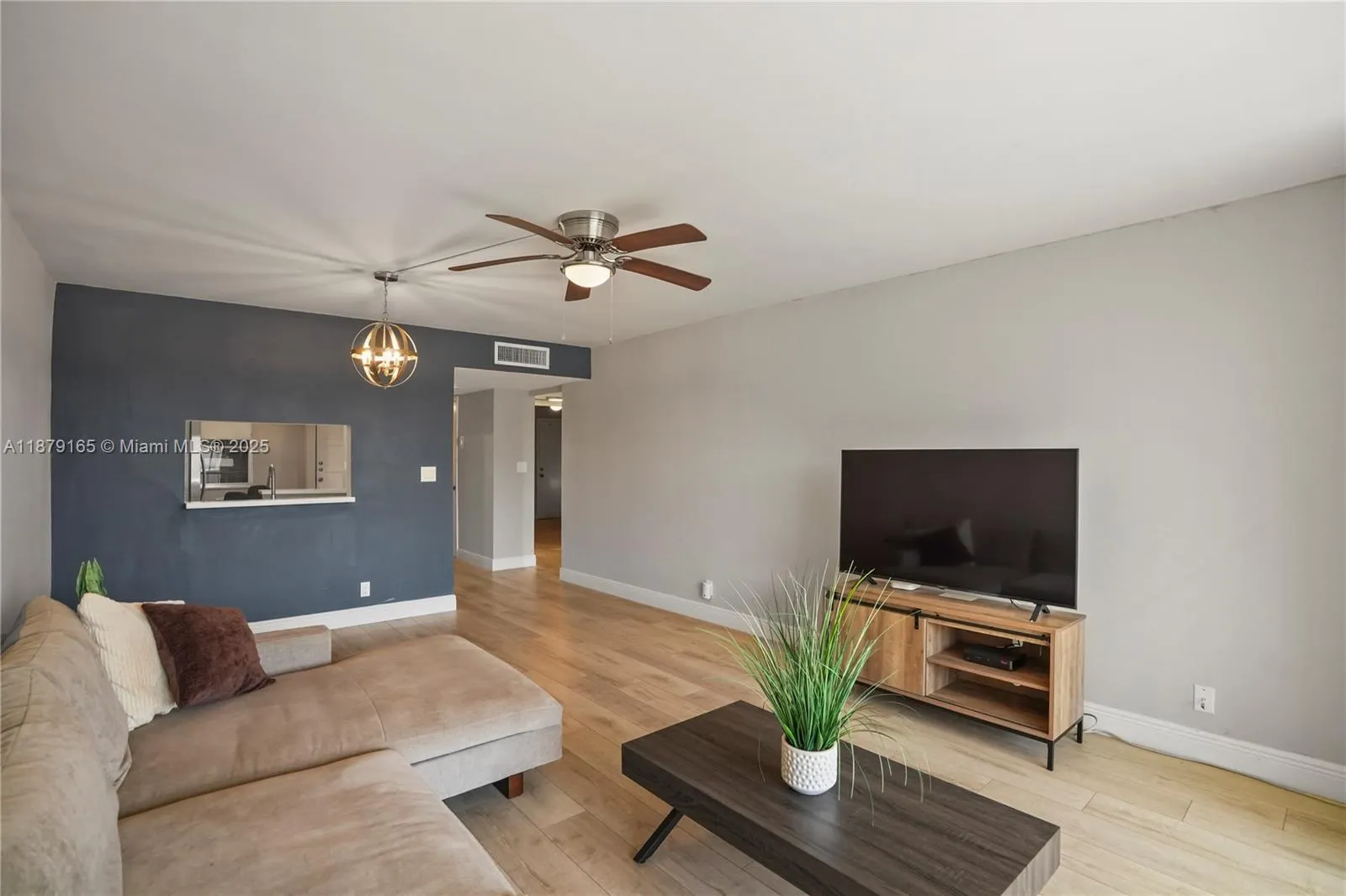 777 S Federal Hwy, #305E